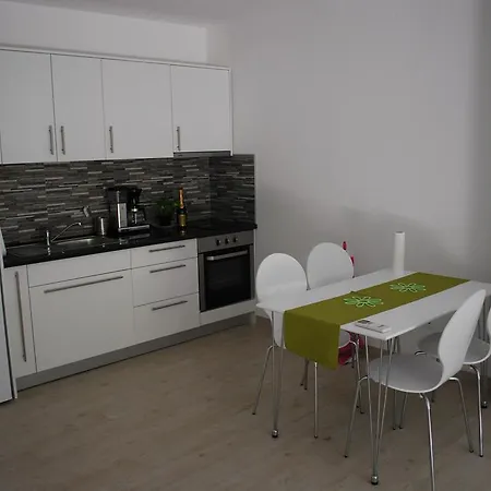 Apartment Ellie