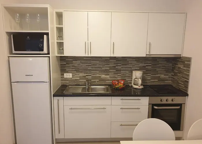 Appartement Ellie Promajna